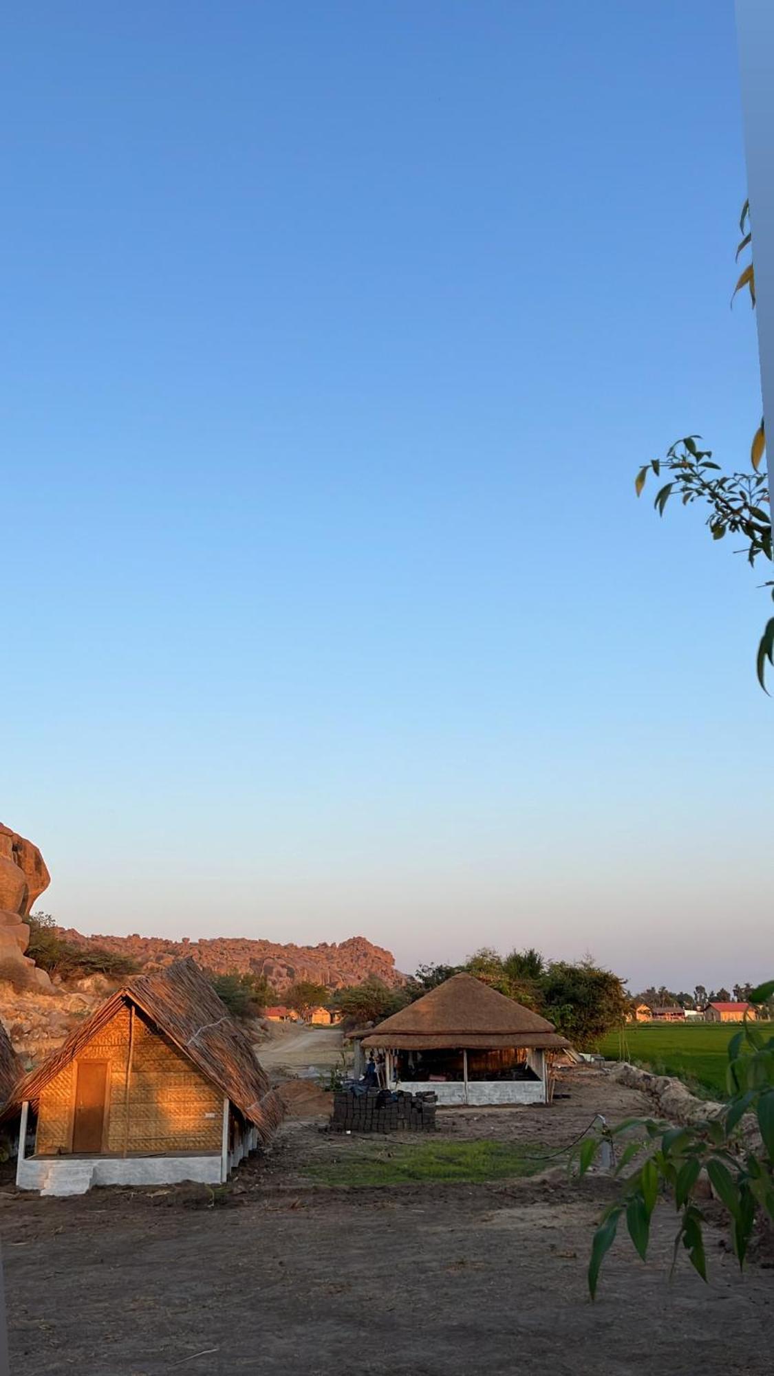 Tropical Hampi Hotel Eksteriør billede
