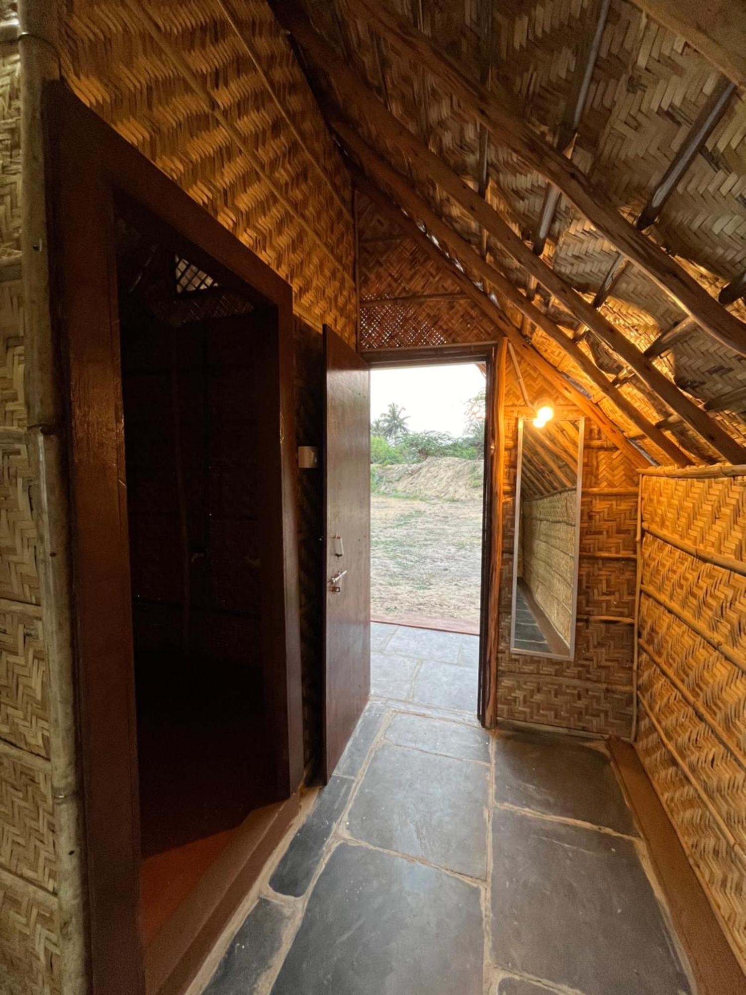 Tropical Hampi Hotel Eksteriør billede