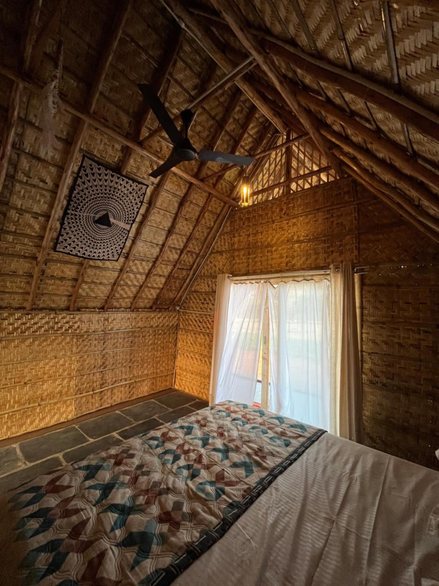 Tropical Hampi Hotel Eksteriør billede