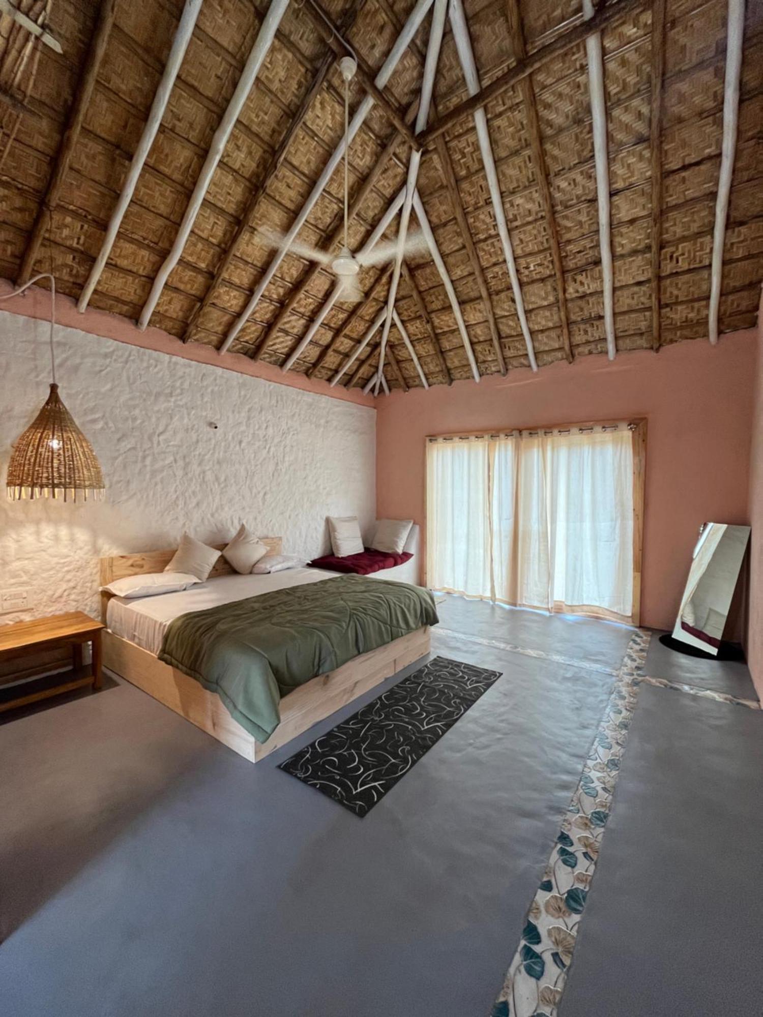 Tropical Hampi Hotel Eksteriør billede